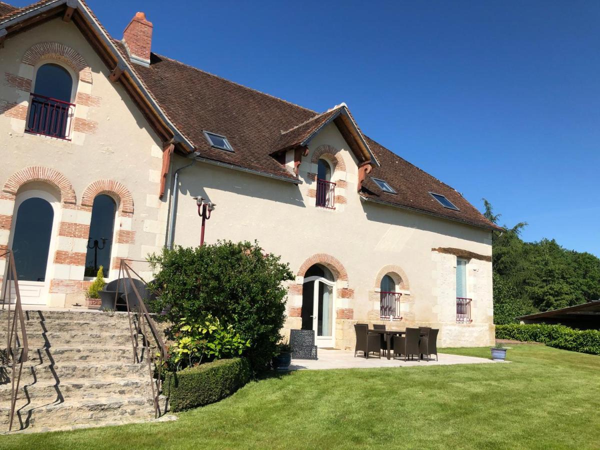Domaine De La Maison Neuve Saint-Jean-Saint-Germain Exterior photo